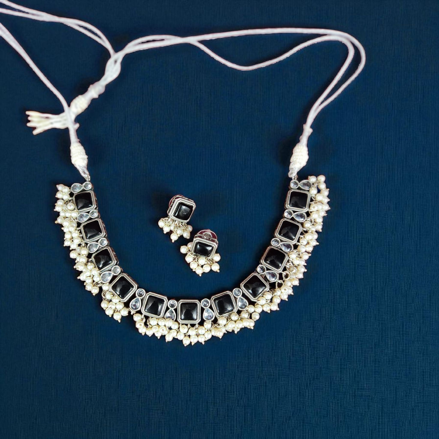 Black Stone & Pearl silver polish oxidised Necklace Set