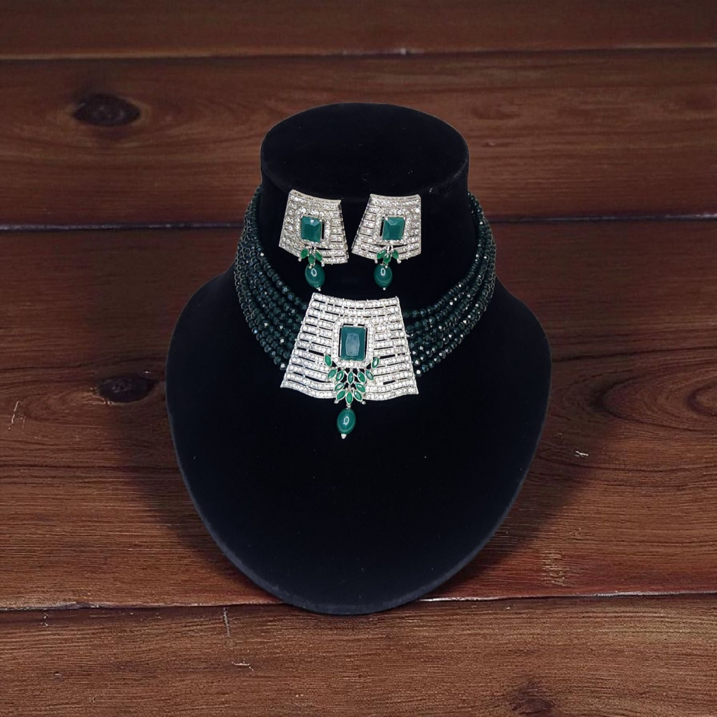 Green Beaded Diamond Choker Necklace Set with Earrings