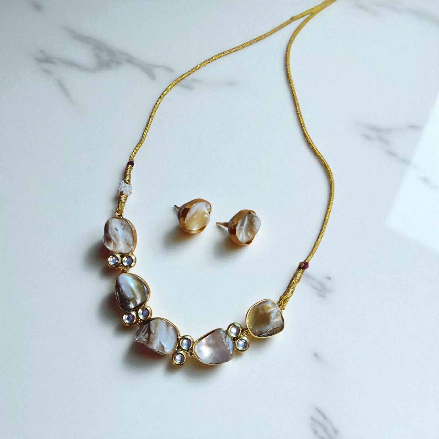 Golden baroque uncut Pearl & Stone kundan Necklace Set with Earrings