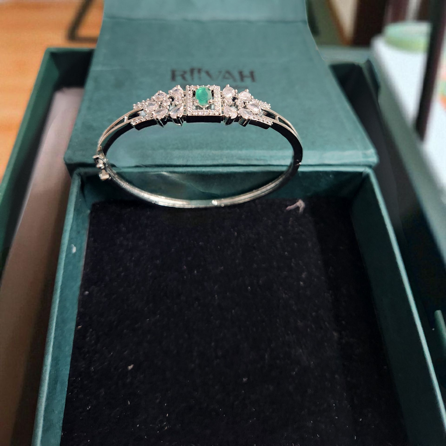 Emerald Green CZ Bracelet – Silver Bangle with Square emerald with AD stone