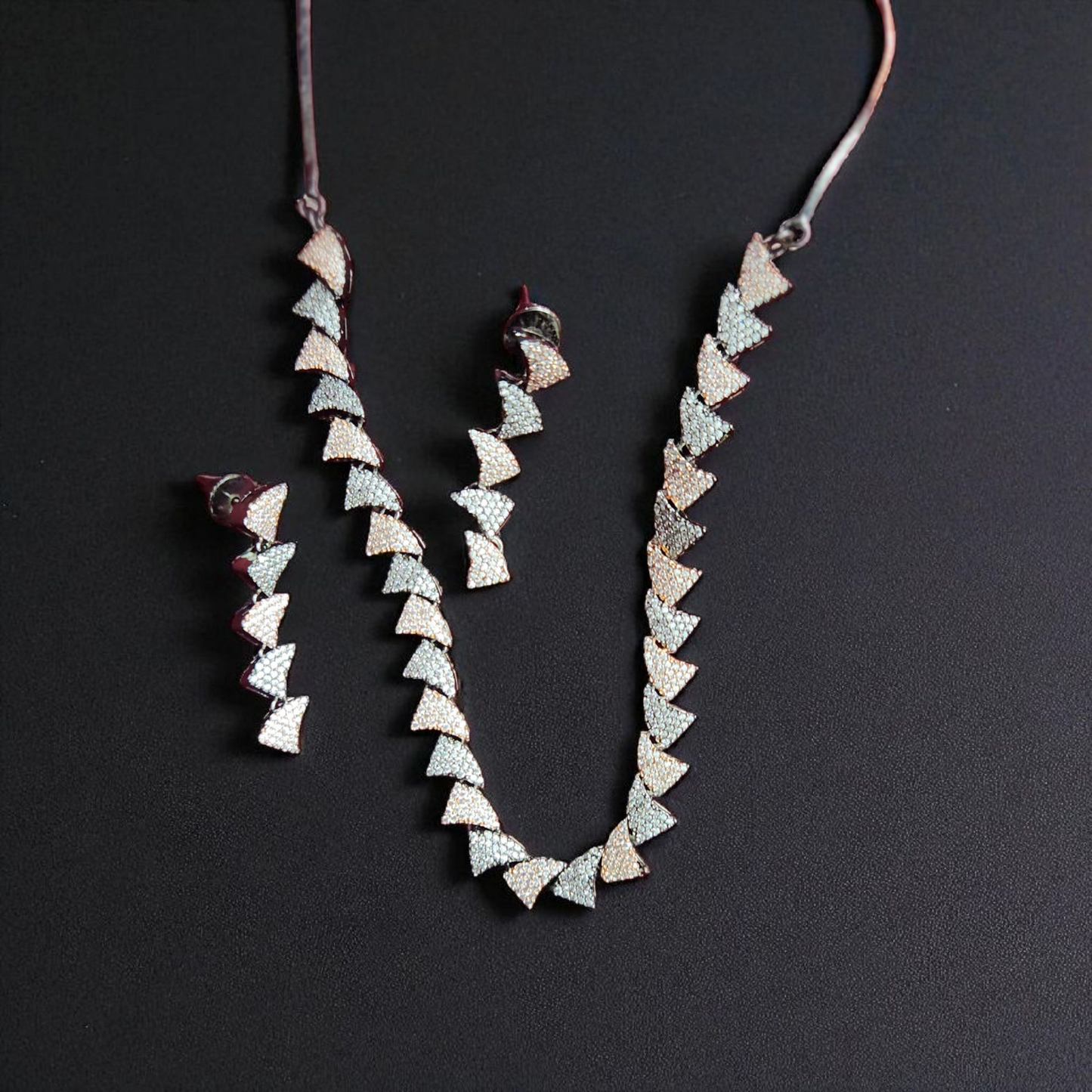 Geometric AD Diamond-Cut dual rosegold silver victorian polish Necklace Set – Modern & Minimalist Jewellary