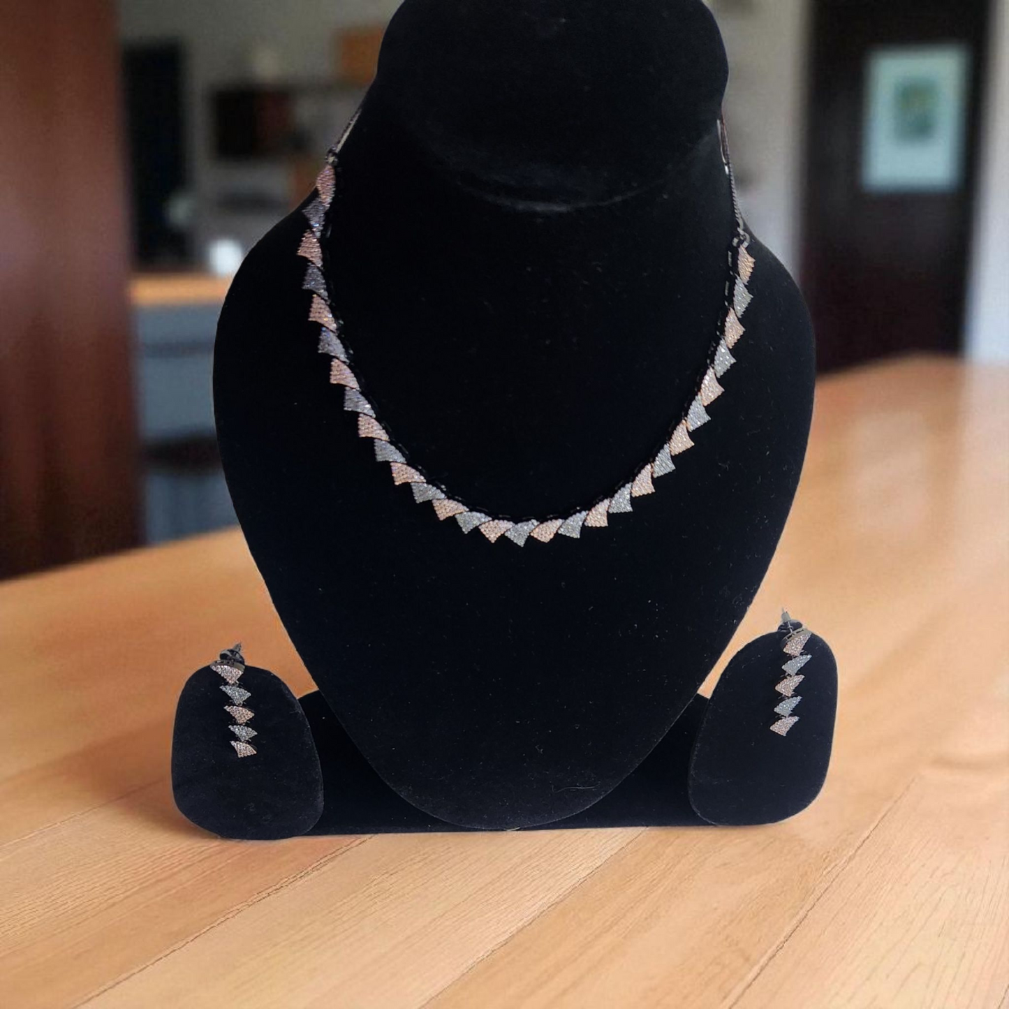 Geometric AD Diamond-Cut dual rosegold silver victorian polish Necklace Set – Modern & Minimalist Jewellary