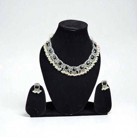 Black Stone & Pearl silver polish oxidised Necklace Set