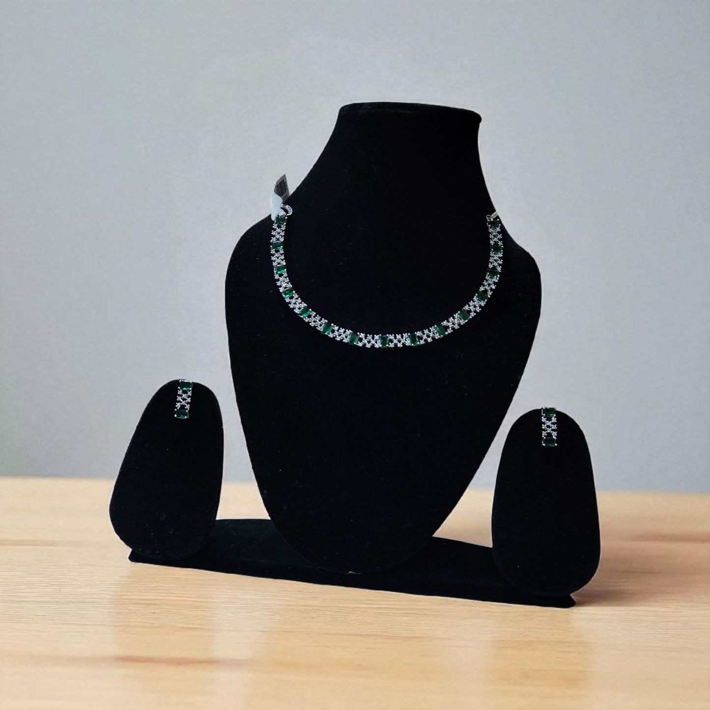 Green Emerald & Diamond-Style Silver white Necklace Set – Elegant CZ Stones