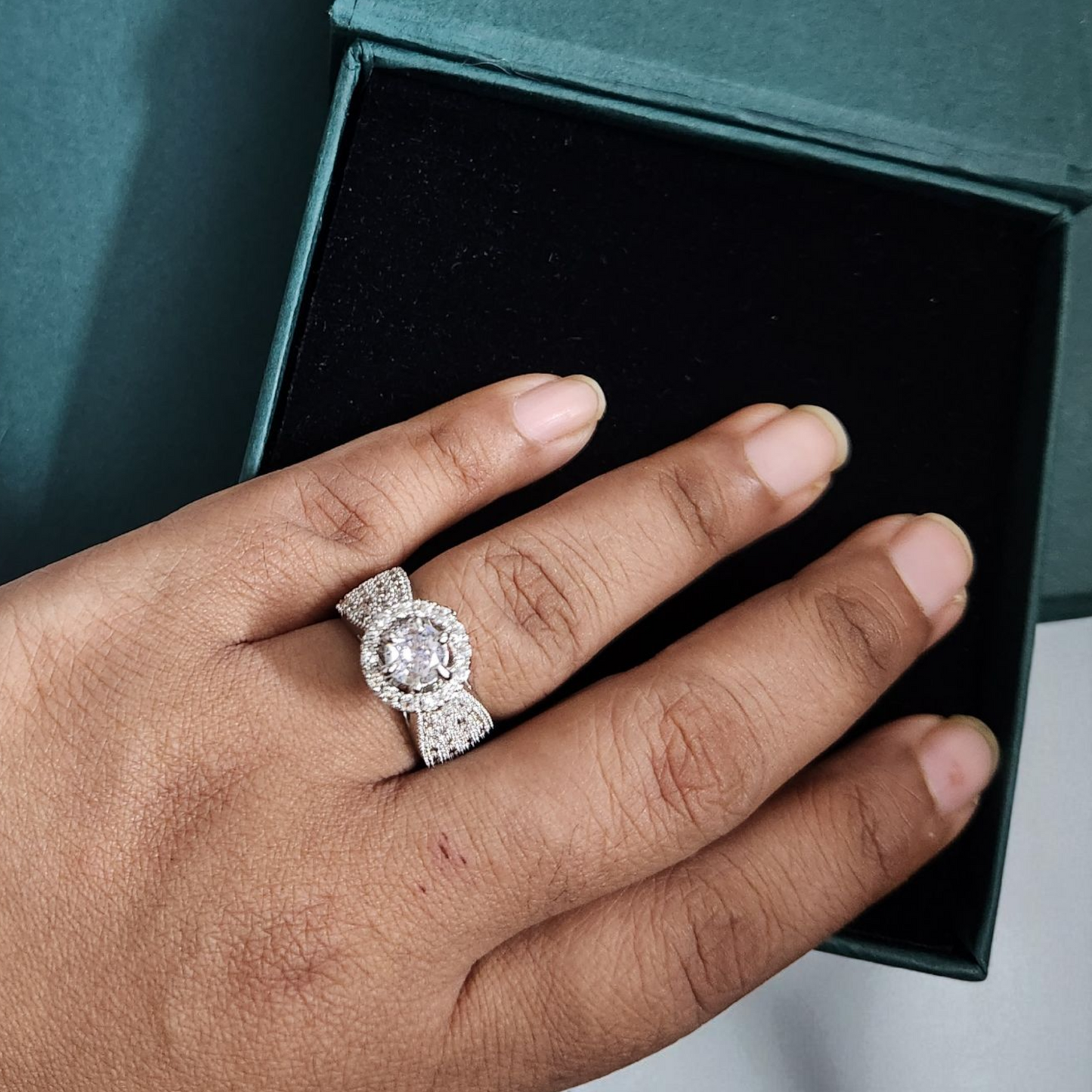 Luxury Halo AD Ring